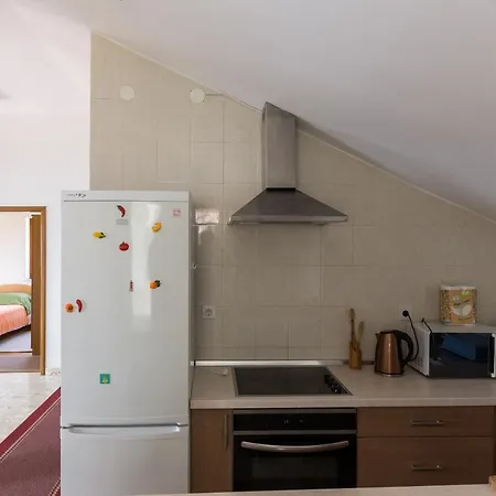 Kisic Apartment *