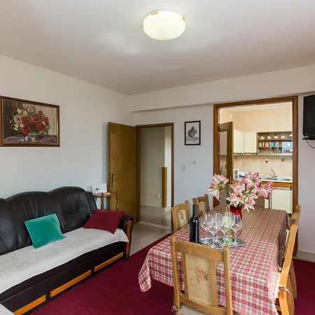 Kisic Apartment